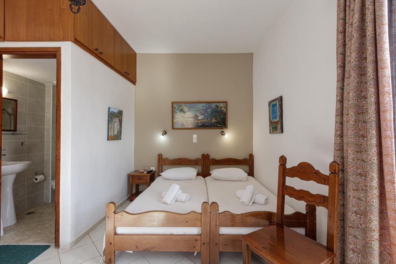 Pension Lucy Pánormos Extérieur photo