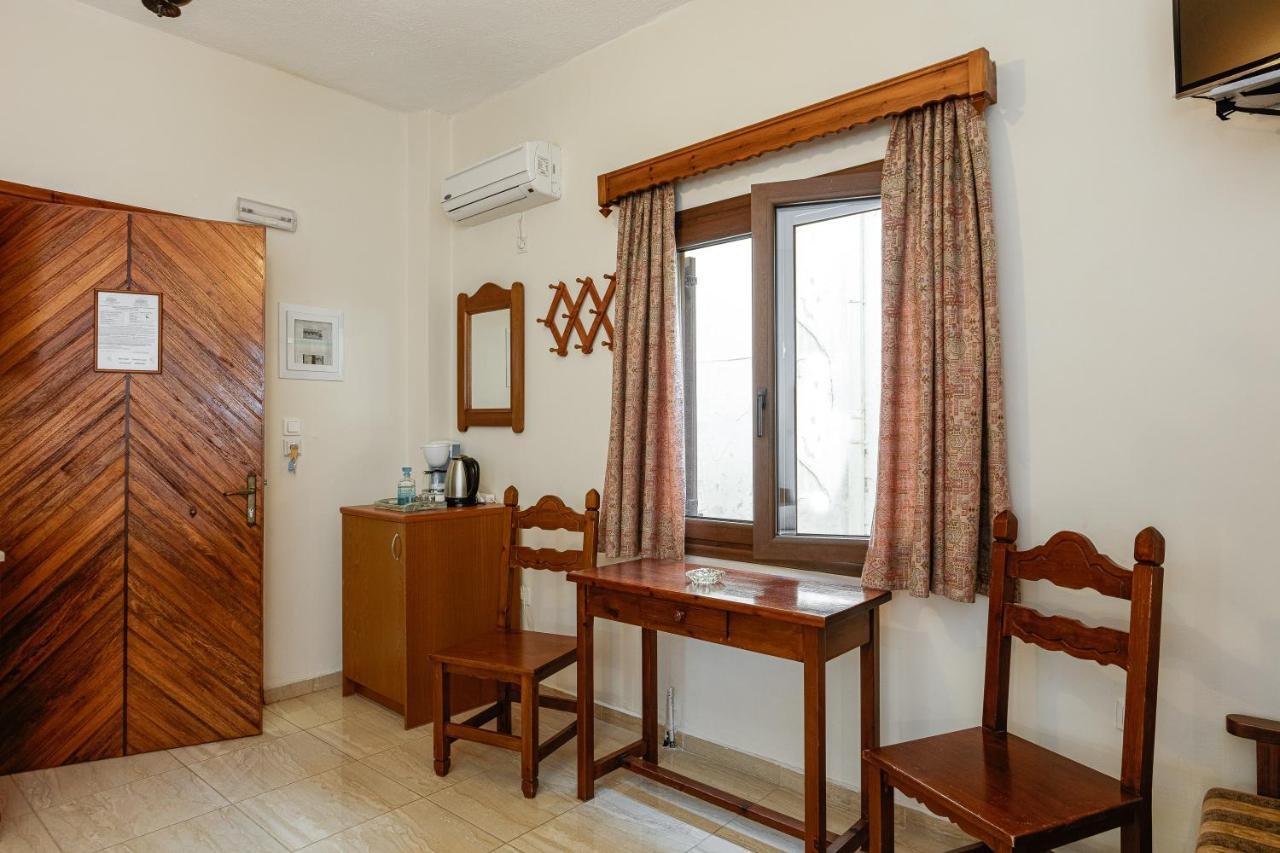 Pension Lucy Pánormos Extérieur photo