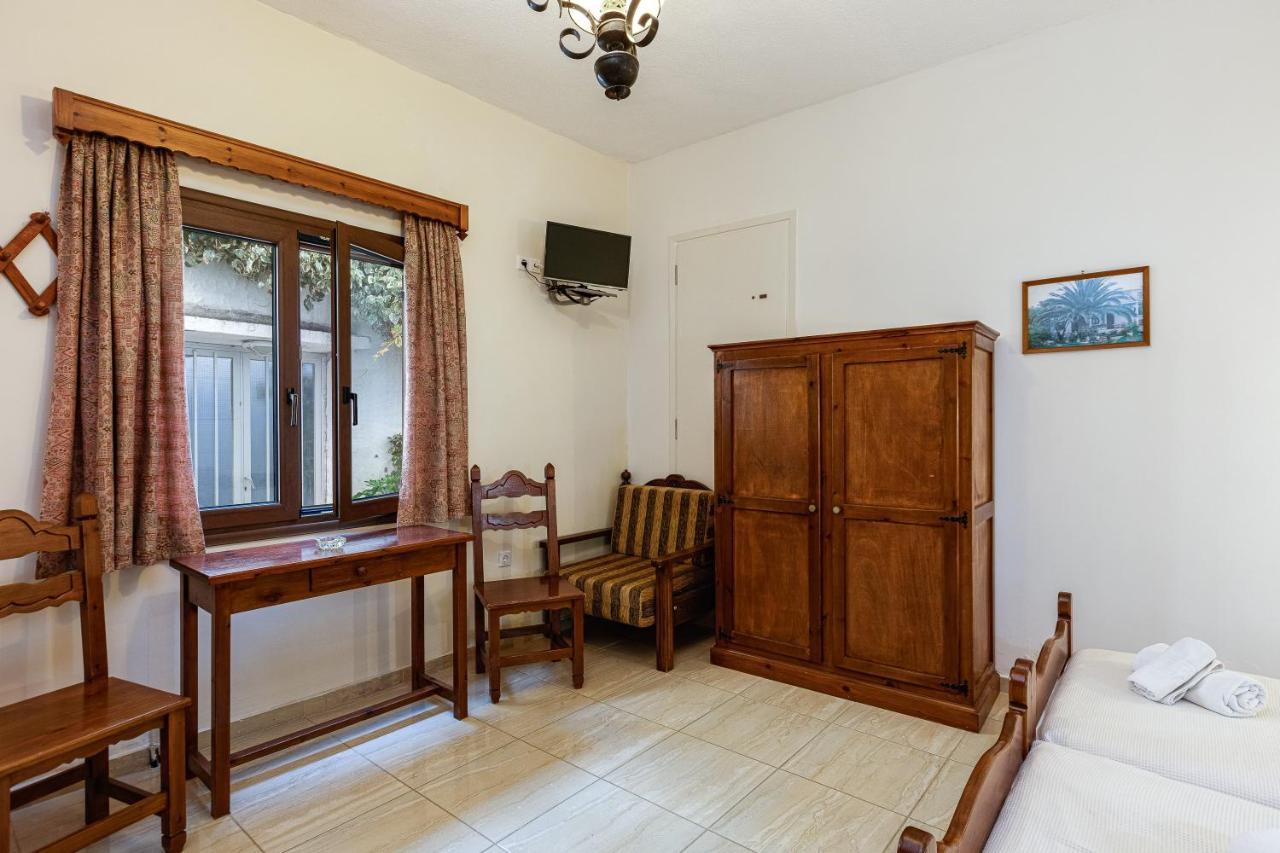 Pension Lucy Pánormos Extérieur photo
